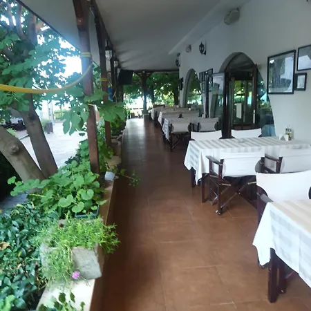 Deluxe Marina Cape 4 Stars Complex 33 6 * Ахелой