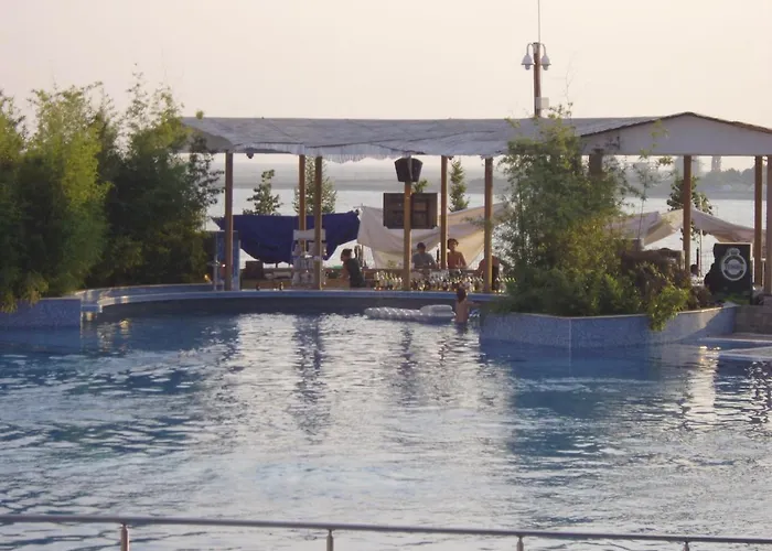 Deluxe Marina Cape 4 Stars Complex 33 6 Acheloj