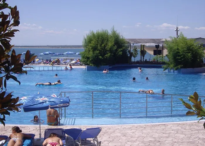 Deluxe Marina Cape 4 Stars Complex 33 6 * Acheloj