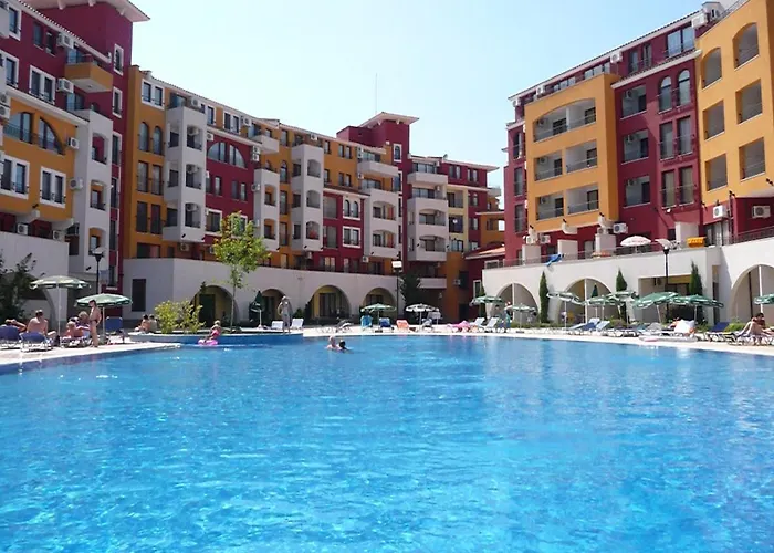 Deluxe Marina Cape 4 Stars Complex 33 6 * Acheloj