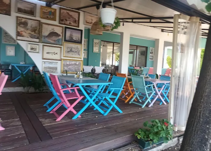 Deluxe Marina Cape 4 Stars Complex 33 6